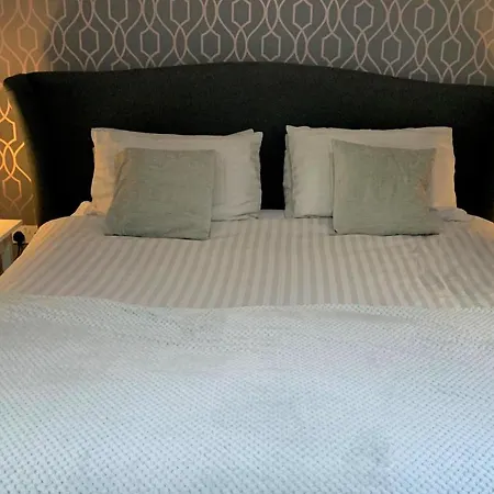 Hopesdale House Отель типа 